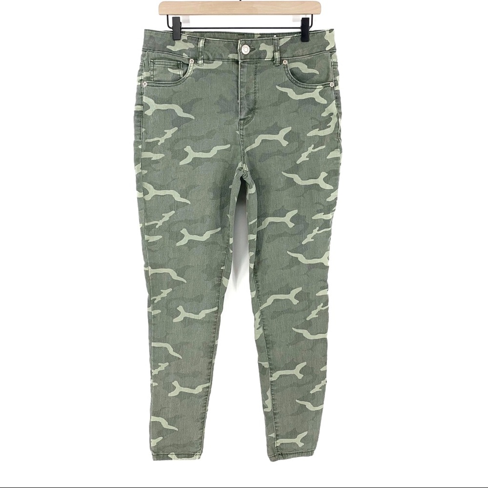 Maurices Denimflex High Rise Camo Print Jegging - Picture 2 of 7